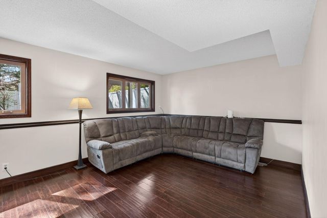 798 Sunset Drive, Eagan, MN 55123