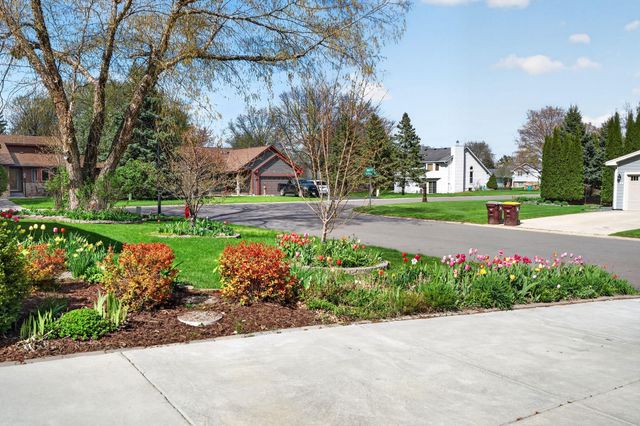 798 Sunset Drive, Eagan, MN 55123