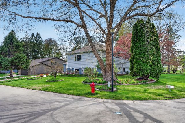 798 Sunset Drive, Eagan, MN 55123