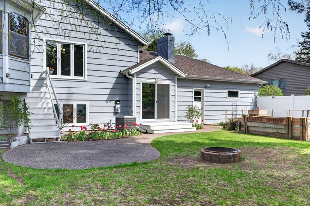 798 Sunset Drive, Eagan, MN 55123
