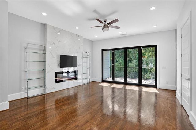 1103 Briar Cove NE Circle, Atlanta, GA 30329