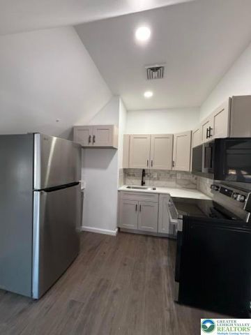 6 North 17th Street 3S, Allentown City, PA 18104