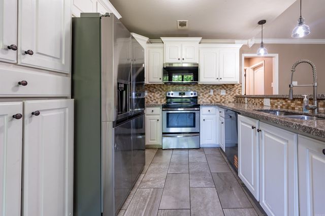10 Grand Stand Drive, Austin, AR 72007