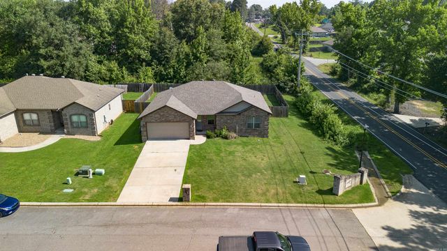10 Grand Stand Drive, Austin, AR 72007