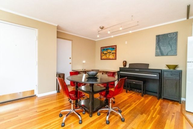5 Cass Street 12, Boston, MA 02132