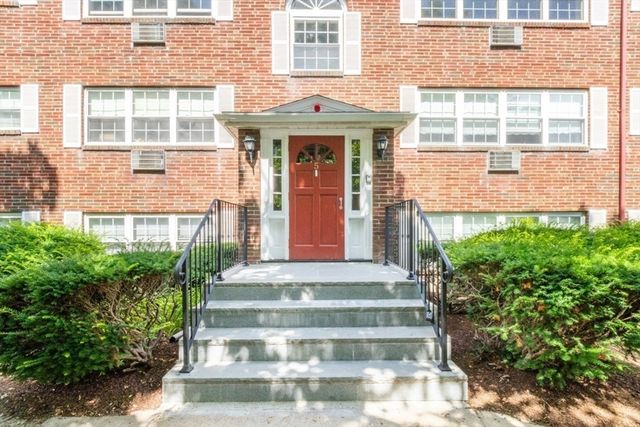 5 Cass Street 12, Boston, MA 02132