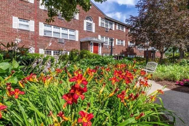 5 Cass Street 12, Boston, MA 02132