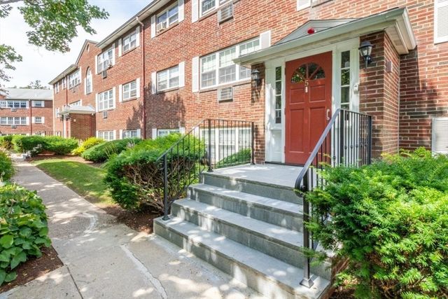 5 Cass Street 12, Boston, MA 02132