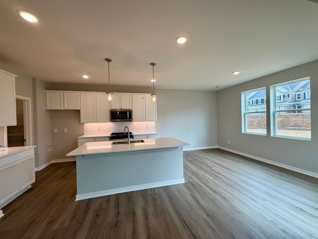 4849 Island Park Drive, Woodbury, MN 55129