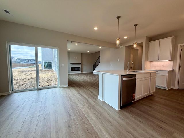 4849 Island Park Drive, Woodbury, MN 55129