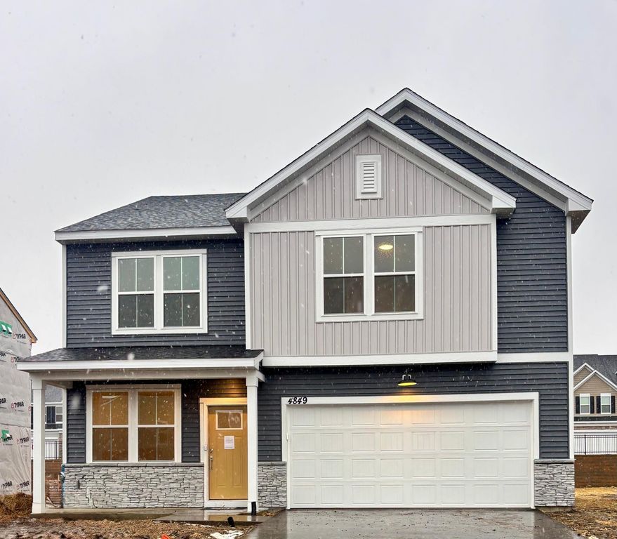 4849 Island Park Drive, Woodbury, MN 55129