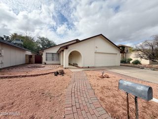4335 W Julie Drive, Glendale, AZ 85308