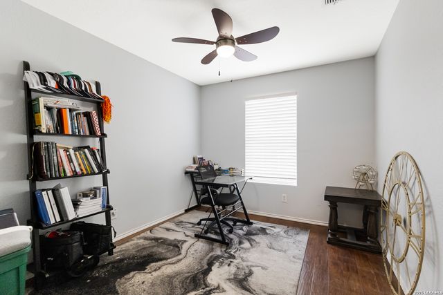 105 Hawks Meadows, Schertz, TX 78154
