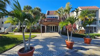 120 Lakeview Dr 113, Weston, FL 33326