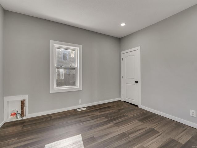 309 S Walsh Street, Garrett, IN 46738