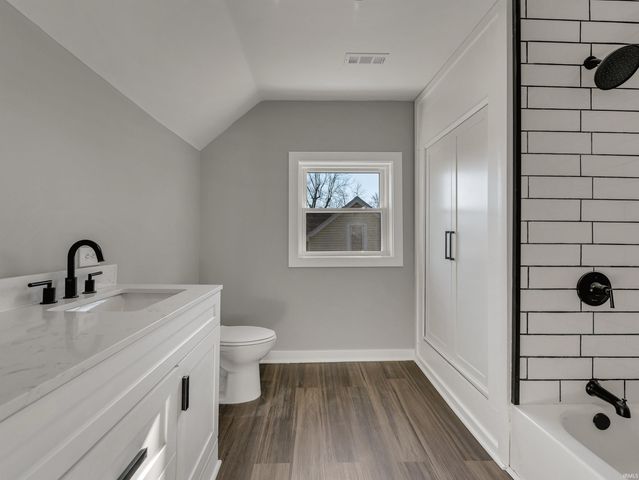 309 S Walsh Street, Garrett, IN 46738