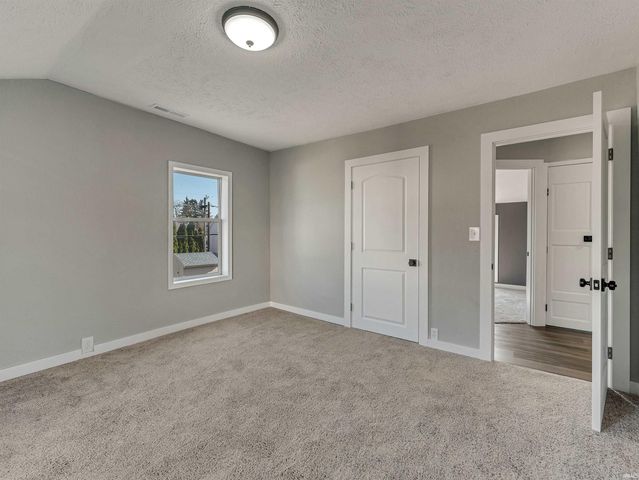 309 S Walsh Street, Garrett, IN 46738