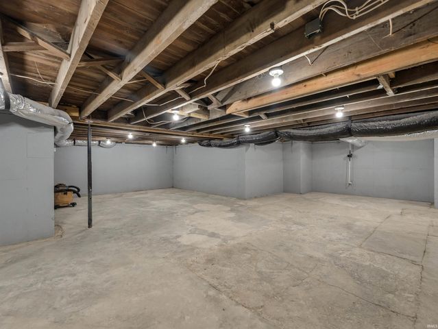 309 S Walsh Street, Garrett, IN 46738