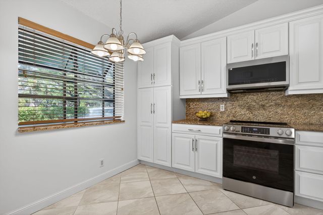 3254 Carambola Circle S, Coconut Creek, FL 33066