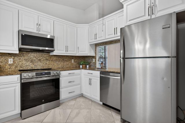 3254 Carambola Circle S, Coconut Creek, FL 33066