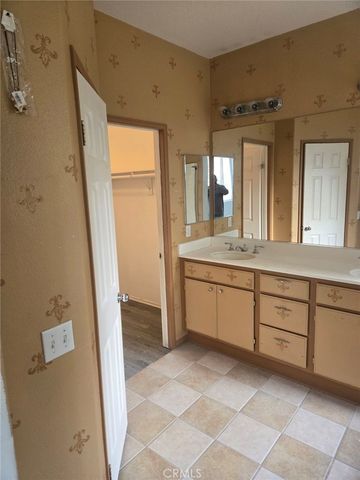 421 Steiner, Hemet, CA 92544