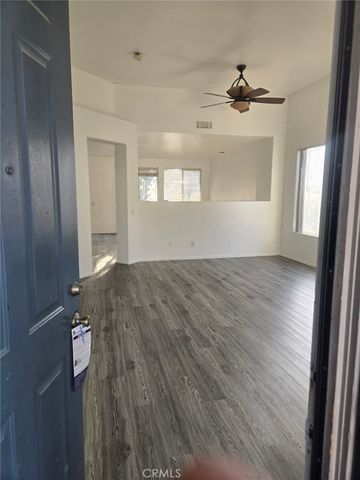 421 Steiner, Hemet, CA 92544