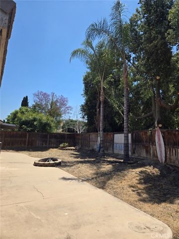 421 Steiner, Hemet, CA 92544