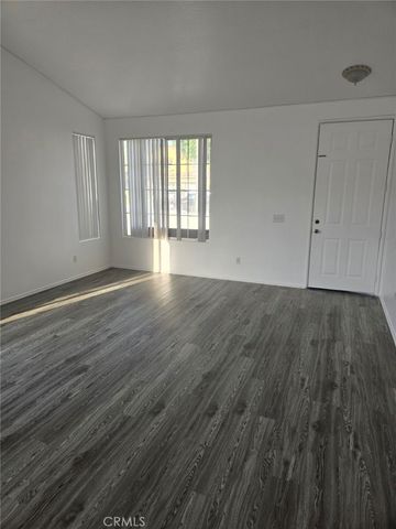 421 Steiner, Hemet, CA 92544