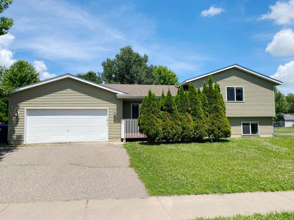 6161 Bakken Street, Monticello, MN 55362