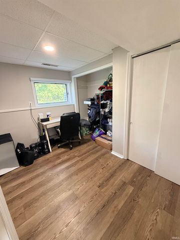 606 S Brook Avenue, Mishawaka, IN 46544