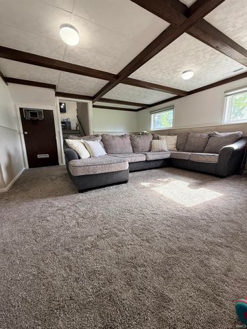 606 S Brook Avenue, Mishawaka, IN 46544