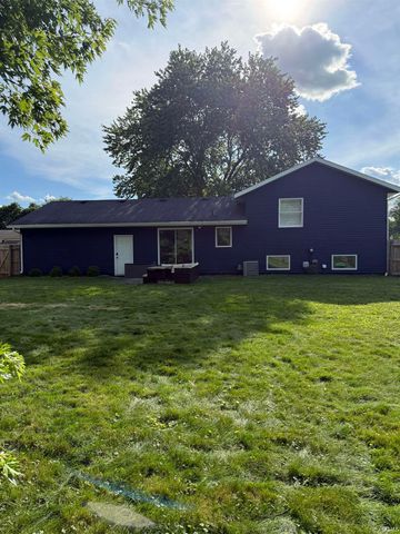 606 S Brook Avenue, Mishawaka, IN 46544