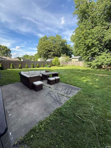 606 S Brook Avenue, Mishawaka, IN 46544