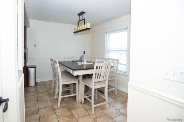 37816 Charter Oaks Boulevard, Clinton Charter Township, MI 48036