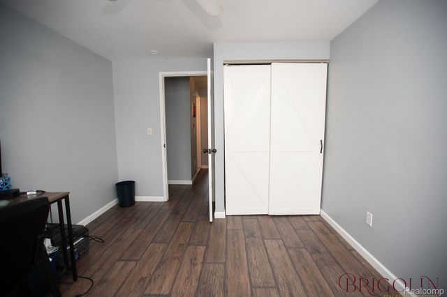 37816 Charter Oaks Boulevard, Clinton Charter Township, MI 48036