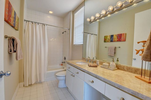 2464 NW 59th Street 1103, Boca Raton, FL 33496