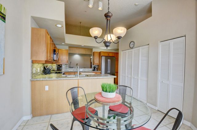 2464 NW 59th Street 1103, Boca Raton, FL 33496