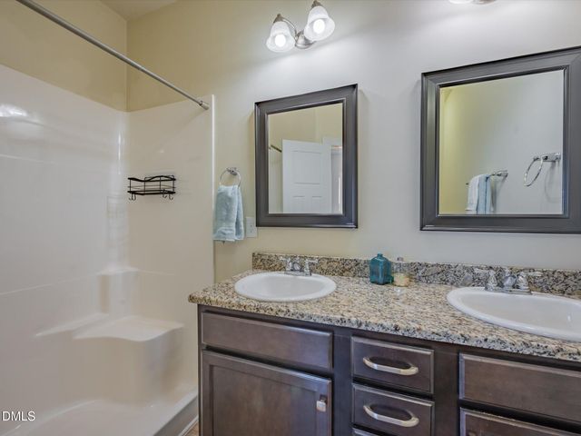 2808 Piedmont River Way, Raleigh, NC 27606