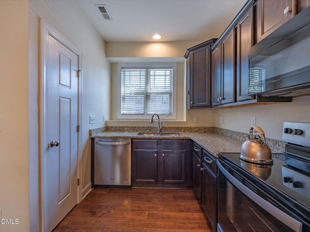 2808 Piedmont River Way, Raleigh, NC 27606