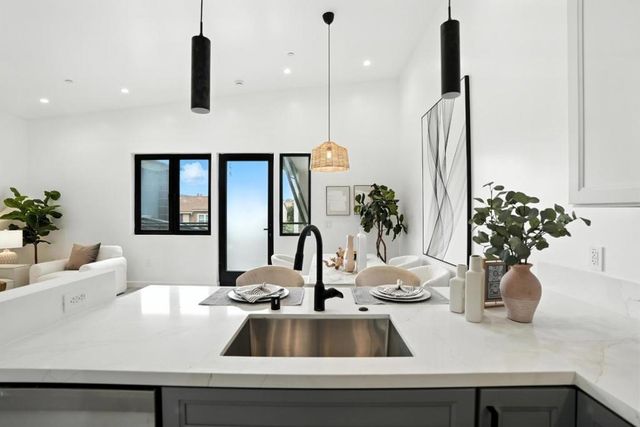 889 McLellan Drive 303, South San Francisco, CA 94080