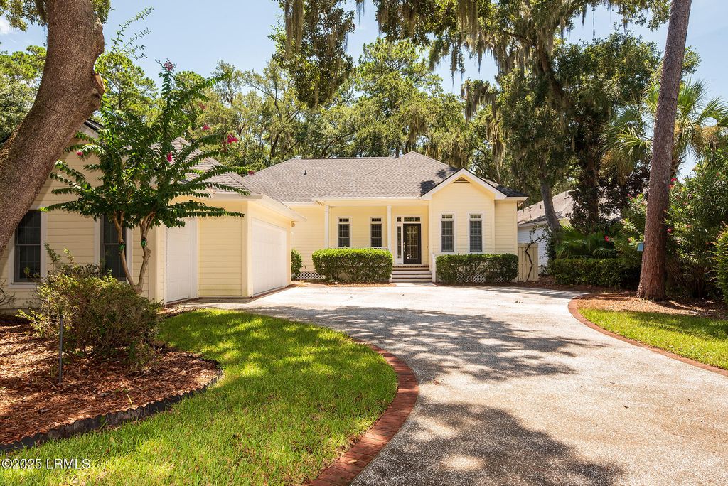 1116 Palmetto Point, St. Helena Island, SC 29920