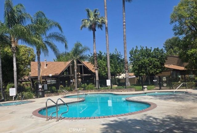 457 Shadyglen, San Dimas, CA 91773