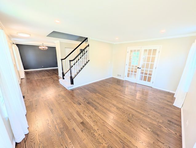 1350 Northgate Court, Bartlett, IL 60103