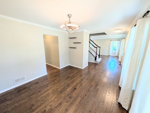 1350 Northgate Court, Bartlett, IL 60103