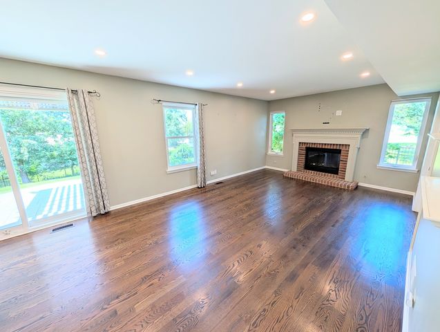 1350 Northgate Court, Bartlett, IL 60103