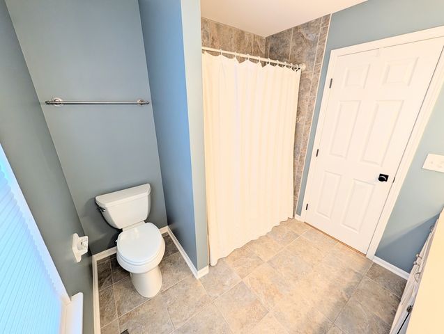 1350 Northgate Court, Bartlett, IL 60103