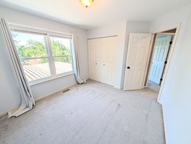 1350 Northgate Court, Bartlett, IL 60103
