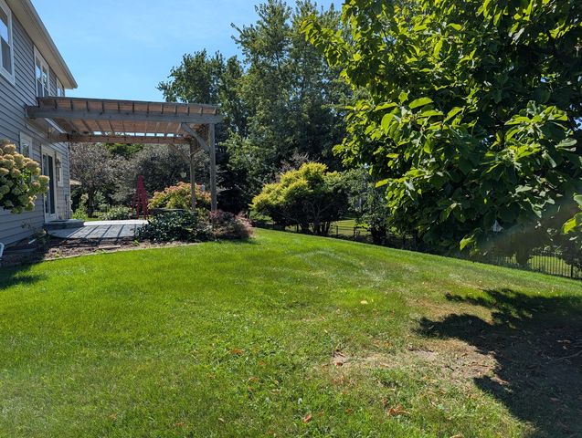 1350 Northgate Court, Bartlett, IL 60103