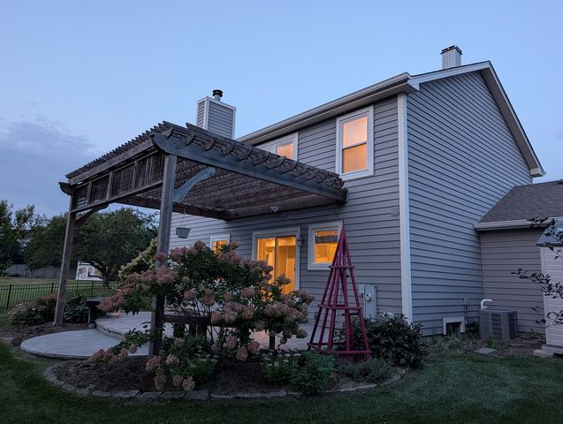 1350 Northgate Court, Bartlett, IL 60103