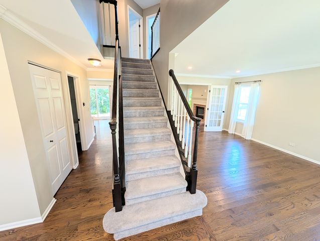 1350 Northgate Court, Bartlett, IL 60103